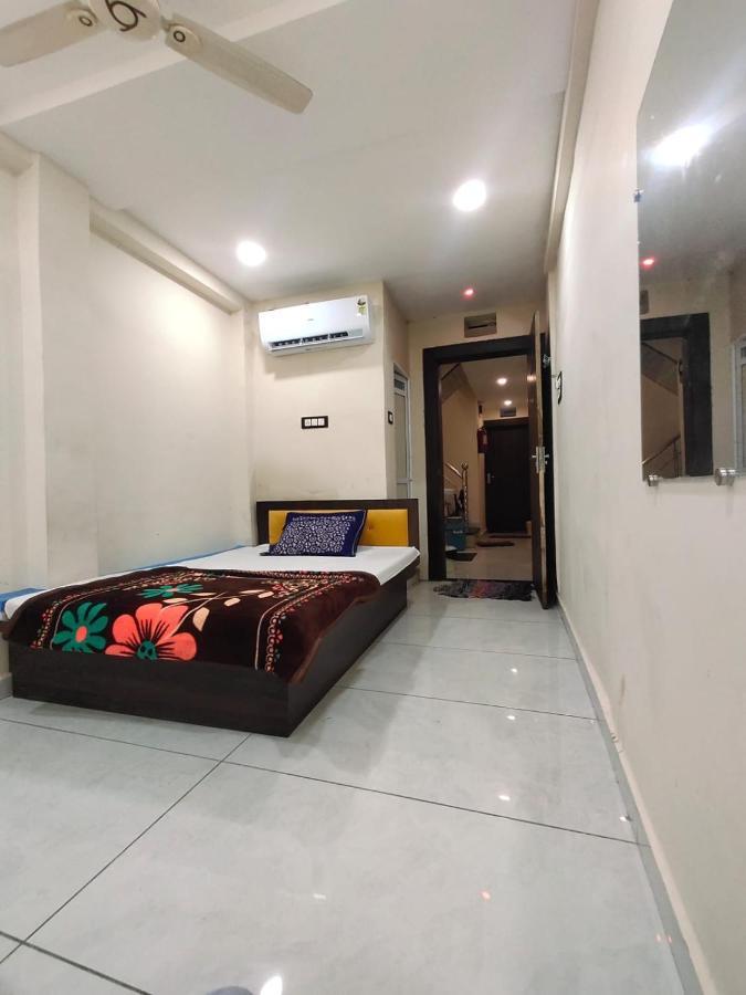 Hotel Shipra Inn ウッジャイン エクステリア 写真