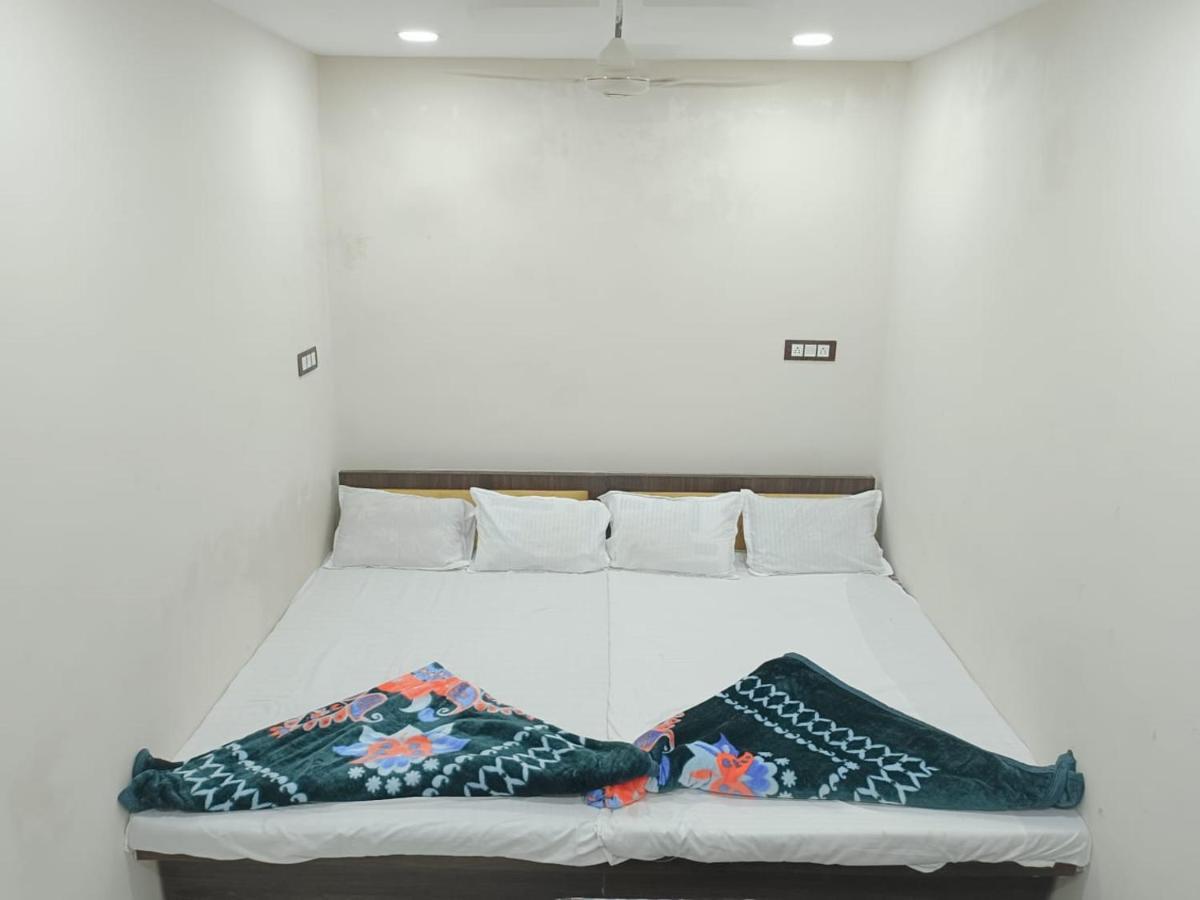 Hotel Shipra Inn ウッジャイン エクステリア 写真