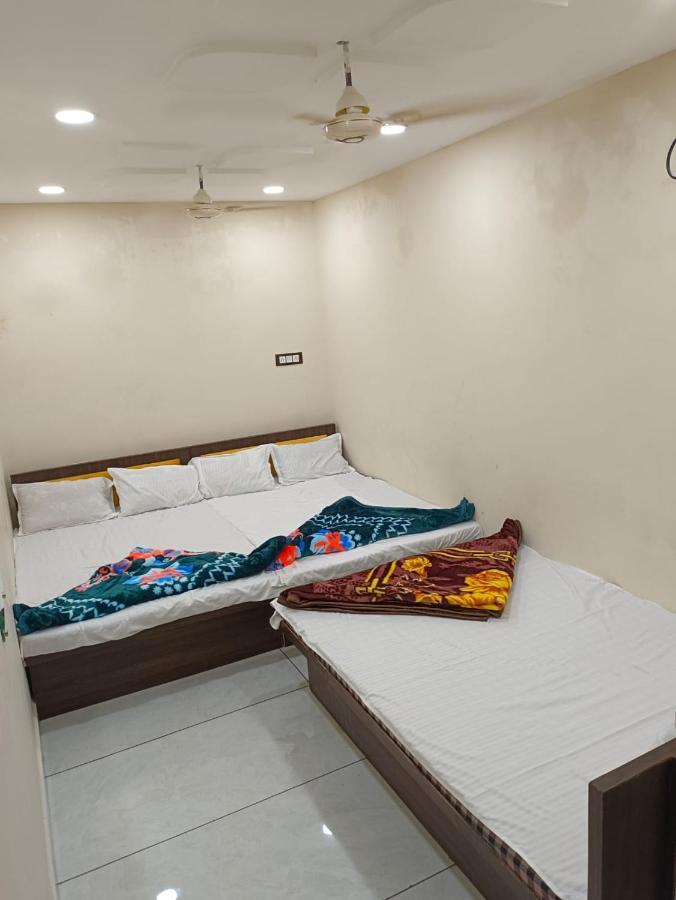 Hotel Shipra Inn ウッジャイン エクステリア 写真