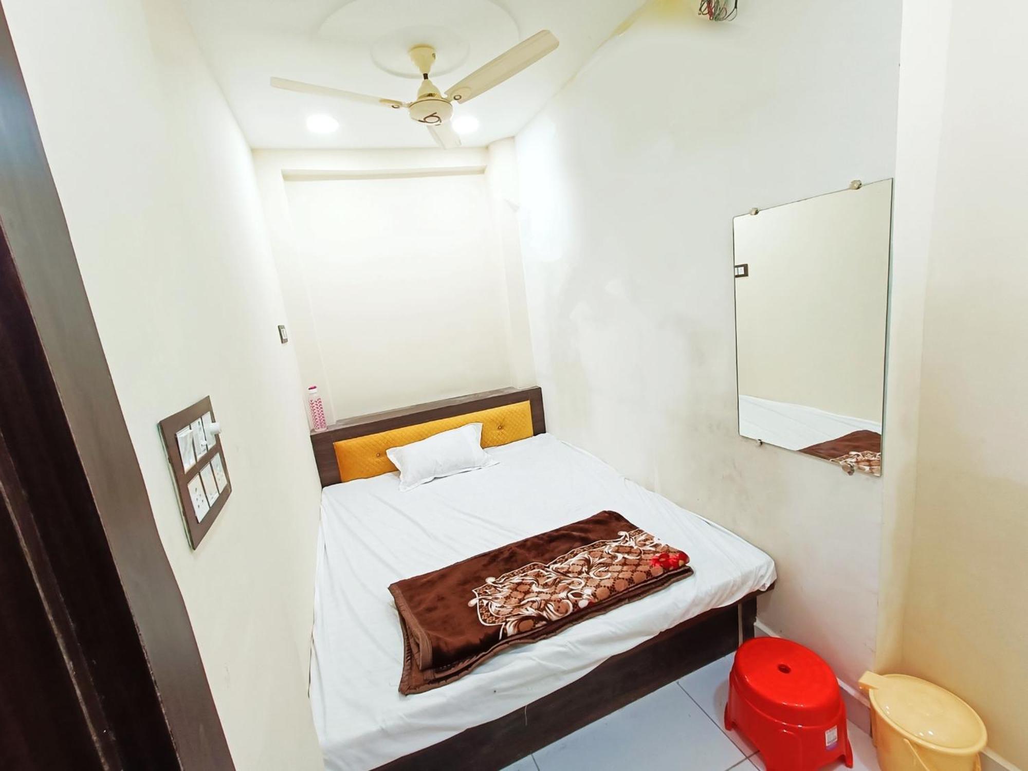 Hotel Shipra Inn ウッジャイン エクステリア 写真